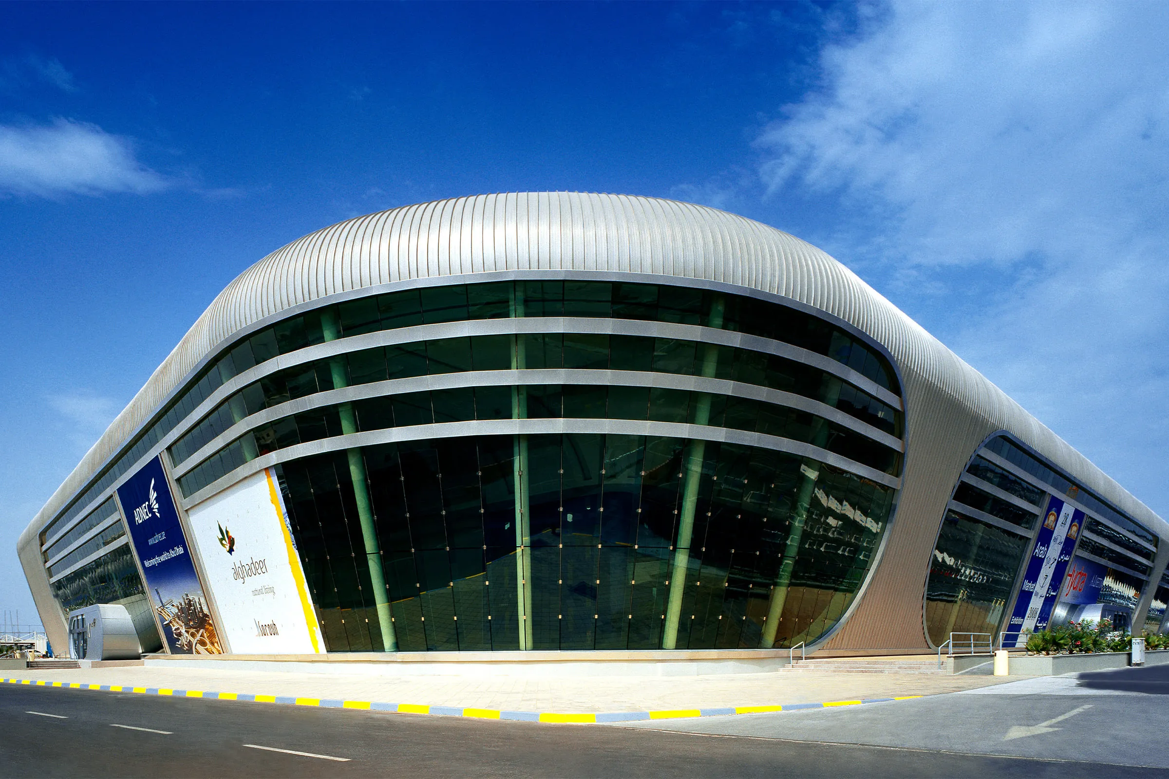 Work with UAE Exhibition Stand Builders Who Understand Your Market