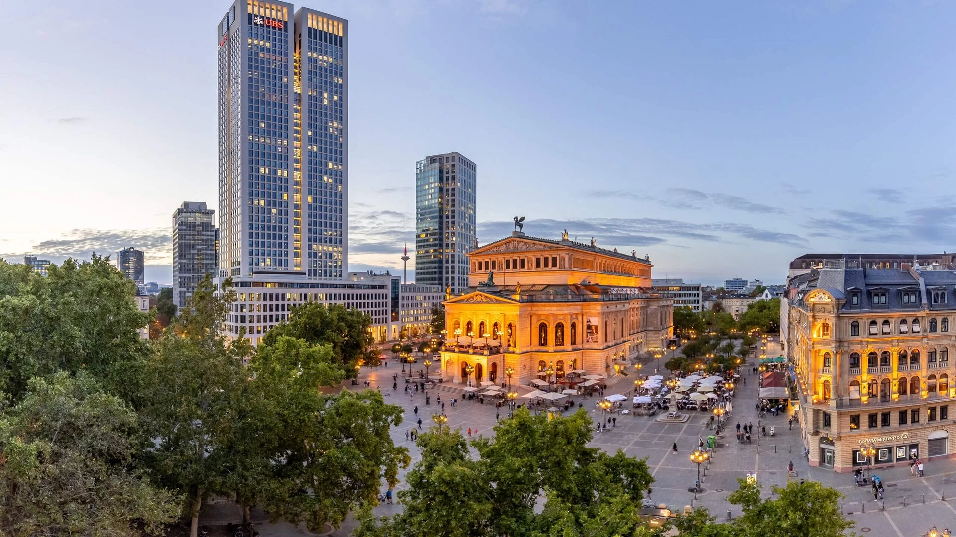 Work with Exhibition Stand Builders in Frankfurt  to Win Attention on the Show Floor